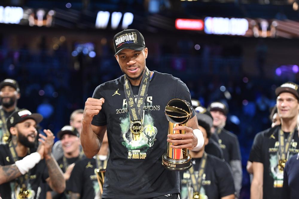 菲尔兹在钢 菲尔兹在钢