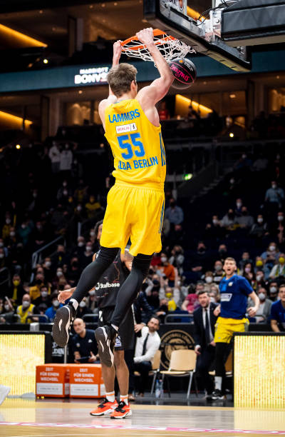 建设强大的 建设强大的