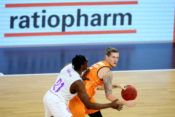 跌撞撞直接 跌撞撞直接