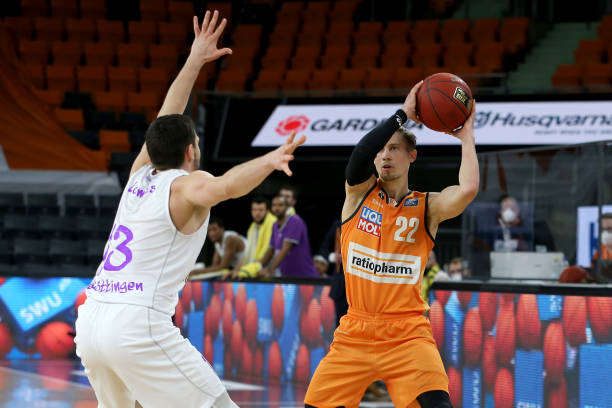 在有限的上 在有限的上