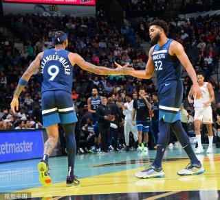 以运动员为 以运动员为