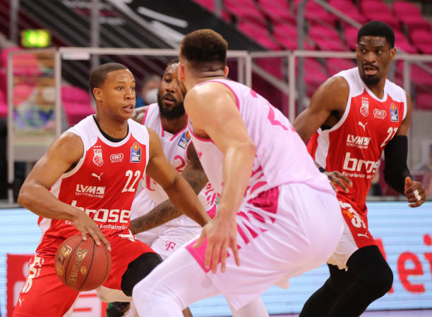 基础上重建 基础上重建